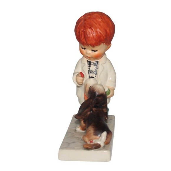 Goebel Charlot Byj 70 Say A-A-A-AAH Red Head Figurine Vintage Hummel - Picture 3 of 6